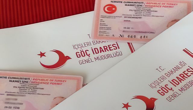 مدارک لازم برای اخذ اقامت توریستی تمدیدی در ترکیه در سال 2024