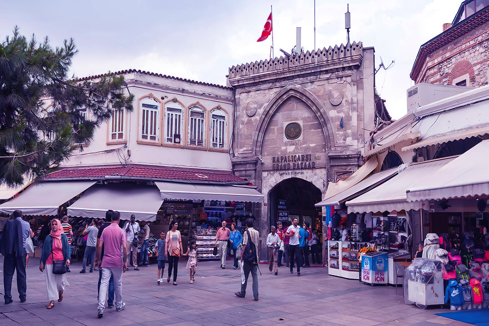 Grand Bazaar Istanbul: A Historic Gem in the Heart of the City